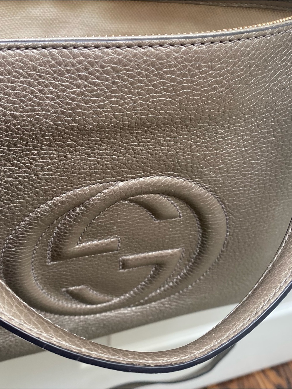 Gucci Metallic Pewter Soho Cellarius Leather Tote Bag Crossbody - Picture 9 of 12